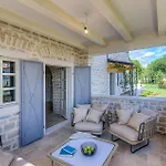 Villa Zoe