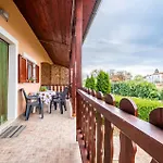 Amazing Apartment In Krnica With Kitchen