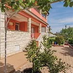 1 Bedroom Lovely Apartment In Rovinj