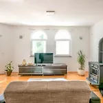 Beautiful Home In Vodnjan With Ethernet Internet