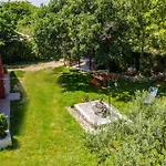 Pet Friendly Apartment In Krnica With Kitchen