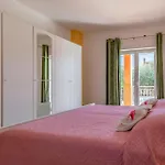 Nice Home In Liznjan With Kitchen