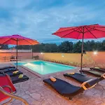 Stunning Home In Betiga With Wifi