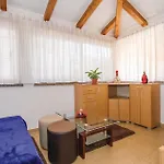 Cozy Home In Labin With Outdoor Swimming Pool
