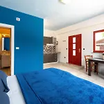 Beautiful Home In Sisan With Kitchen