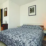Lovely Apartment In Umag With Wifi