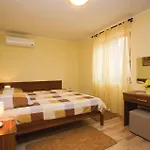 Pet Friendly Home In Bonasini