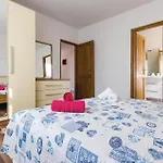 Beautiful Home In Butkovici With Wifi