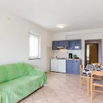 Gorgeous Apartment In Pula With Kitchen