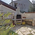 Awesome Apartment In Fazana With Wifi