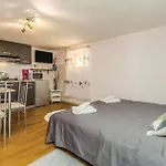 Stunning Apartment In Radmani With Wifi