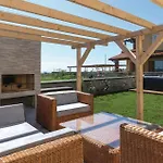 2 Bedroom Gorgeous Apartment In Vodnjan