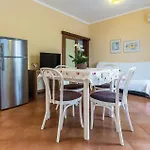 Gorgeous Apartment In Porec With Kitchen
