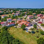Amazing Apartment In Pula With Wifi