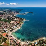 Villa Aponia By Interhome