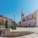 2 Bedroom Amazing Apartment In Porec