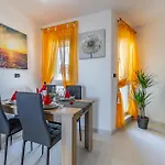Stunning Apartment In Liznjan With Wifi