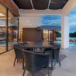 Lovely Home In Liznjan With Kitchen