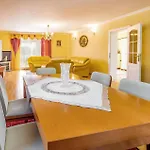 Beautiful Apartment In Labin With Wifi