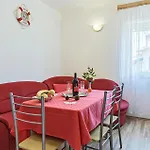 2 Bedroom Lovely Apartment In Labin