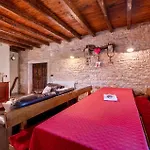 2 Bedroom Cozy Home In Krnica