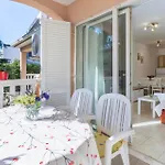 Awesome Home In Vodnjan With Kitchen