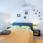Amazing Home In Sikici With Wifi