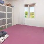 1 Bedroom Lovely Home In Pula