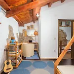 Beautiful Home In Bale With Kitchen