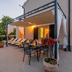 Gorgeous Home In Puntera With Wifi