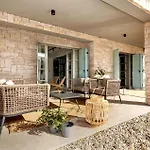 3 Bedroom Amazing Home In Matuhanci