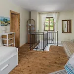 Stunning Home In Roc With House A Panoramic View