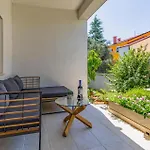 Awesome Home In Medulin With Wifi