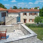 Gorgeous Apartment In Pazin With Wifi