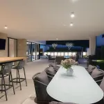 Villa 1