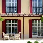 Villa Mirna