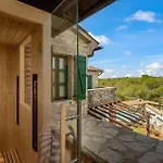Villa Adea
