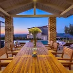 Villa Star