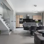 Villa Infinity