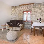 2 Bedroom Gorgeous Apartment In Porec