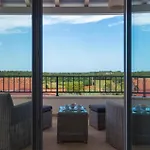 Villa Marika