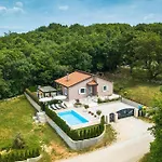 Villa Pepa Butori