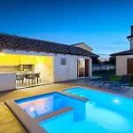 Villa Alba Rossa