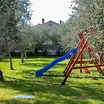 Ferienhaus Fuer 12 Personen In Fazana-Surida, Istrien Istrische Riviera
