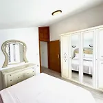 Nellatoni Apartments