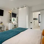 Stunning Home In Stinjan With Wifi