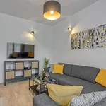 Apartment Litar