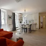 Charming And Tranquil Rovinj Center Apartment