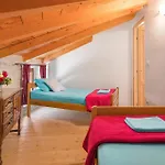 Lovely Home In Skicini With Outdoor Swimming Pool