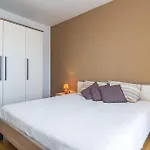 Cozy Apartment In Porec With Wifi